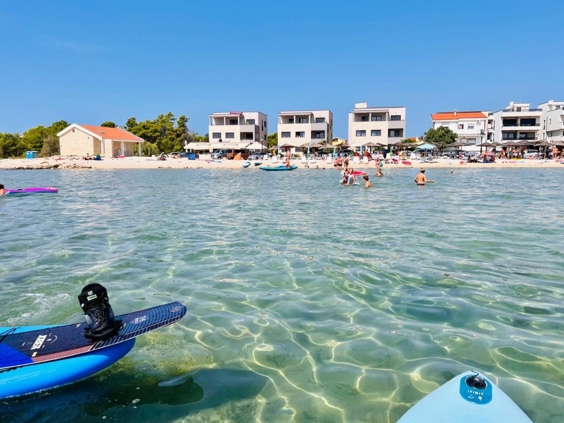 Apartments The Beach Resort Vir Exterior photo